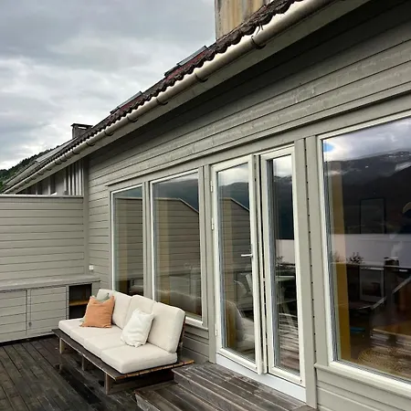 Apartament Panoramic Water Views - Modern - Free Parking