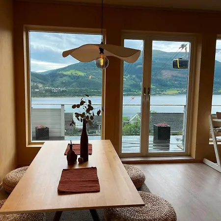 Apartament Panoramic Water Views - Modern - Free Parking *